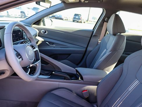 New 2025 Hyundai Elantra Sport image 23