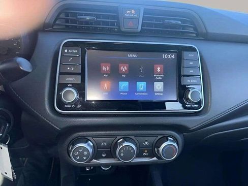 Used 2024 Nissan Versa S w/ S Plus Package image 14