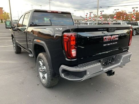 New 2026 GMC Sierra 2500 SLE w/ SLE Value Package; image 6