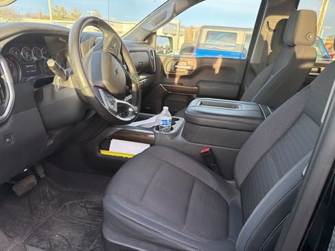 Used 2019 Chevrolet Silverado 1500 LT Trail Boss image 10