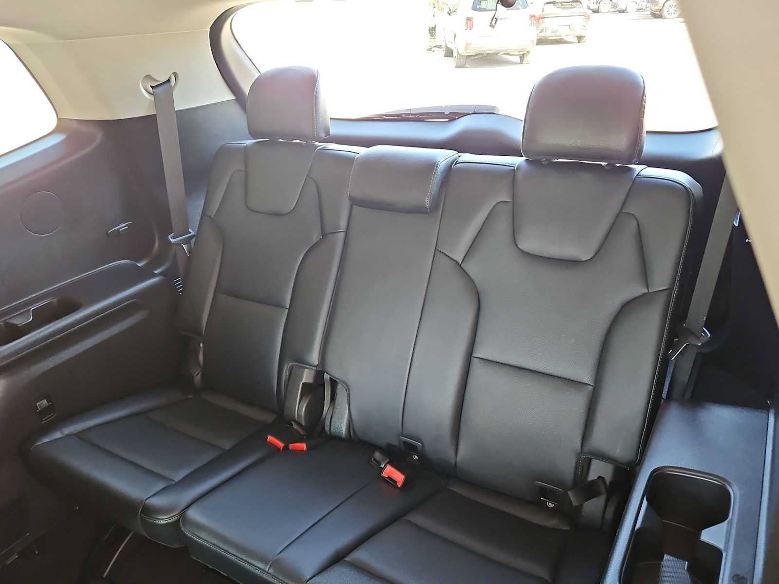 Certified 2025 Kia Telluride EX w/ EX Captain's Chair Package FWD image 18