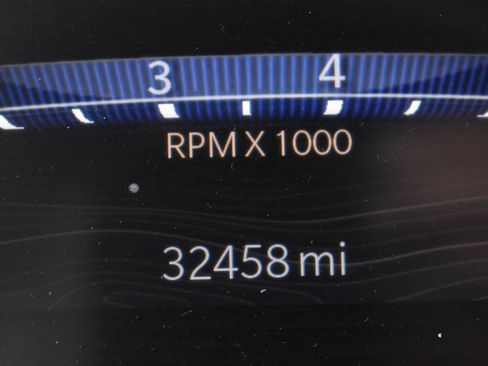 Used 2025 Jeep Grand Cherokee Altitude AWD/4WD image 33