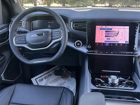 New 2025 Jeep Wagoneer Series II image 24