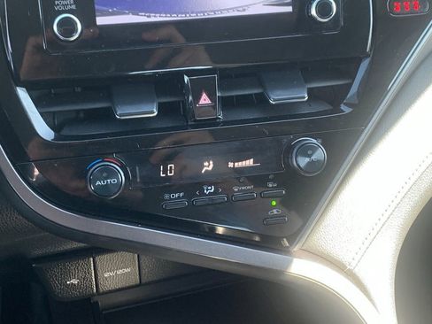 Used 2024 Toyota Camry SE FWD image 23