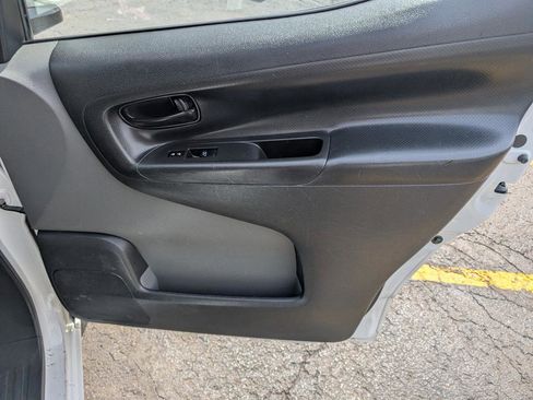 Used 2021 Nissan NV200 SV w/ Sliding Door Glass Package image 23