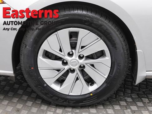 Used 2024 Nissan Altima 2.5 S image 32