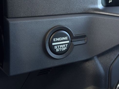 New 2025 Ford Bronco Big Bend w/ Black Diamond Package AWD/4WD image 47