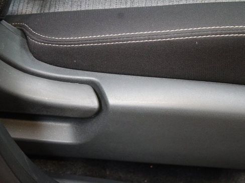 Used 2021 Nissan Rogue S image 10