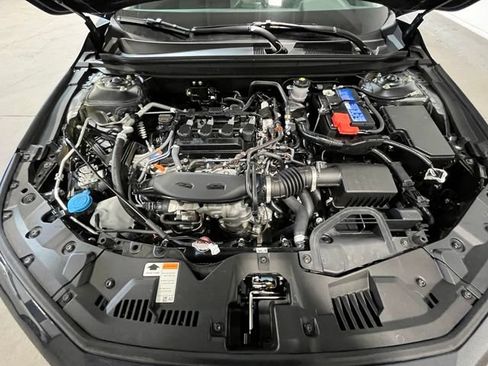 Used 2025 Honda Accord SE image 27