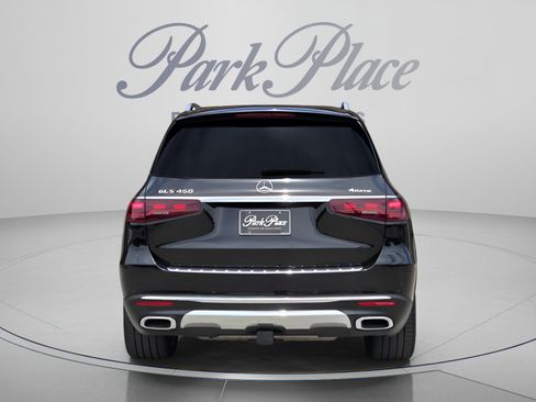 Certified 2025 Mercedes-Benz GLS 450 4MATIC image 4