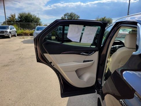 Used 2021 Buick Envision Avenir image 29