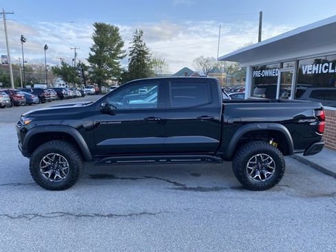 Used 2024 Chevrolet Colorado ZR2 w/ ZR2 Convenience Package III image 6