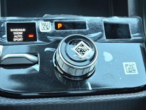 New 2025 Jeep Grand Cherokee Limited w/ Luxury Tech Group II image 24