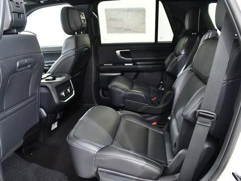 New 2026 Ford Expedition Platinum w/ Stealth Appearance Package AWD/4WD image 16