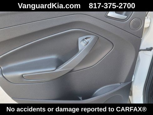 Used 2017 Ford Escape Titanium image 27