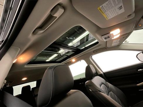 New 2025 Nissan Pathfinder Platinum w/ Lighting Package (N93) image 35