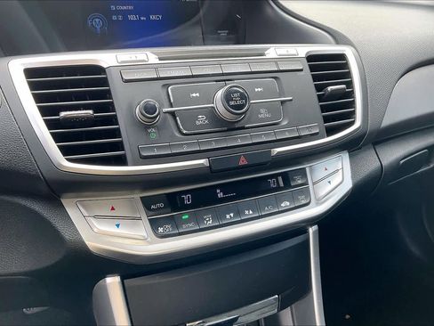 Used 2013 Honda Accord LX image 34