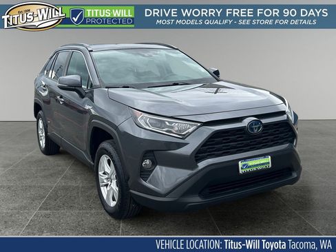 Used 2021 Toyota RAV4 XLE w/ Convenience Package AWD/4WD image 1