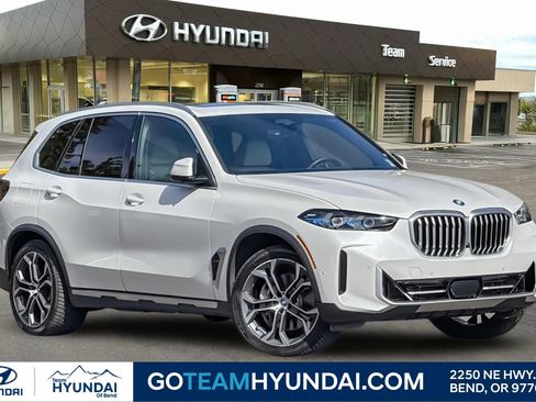 Used 2024 BMW X5 xDrive50e w/ Premium Package image 1