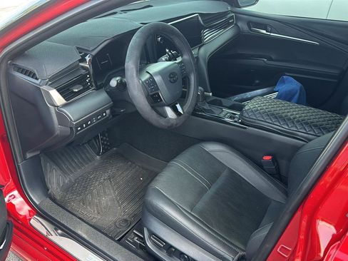 Used 2025 Toyota Camry XSE w/ Premium Package FWD image 5
