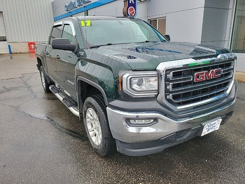 Used 2017 GMC Sierra 1500 SLE w/ SLE Value Package image 3