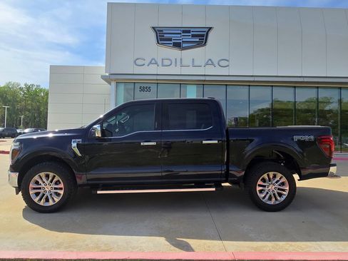 Used 2024 Ford F150 Lariat w/ FX4 Off-Road Package image 2