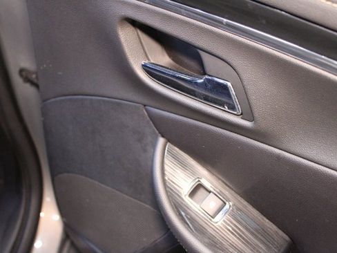 Used 2019 Chevrolet Impala Premier image 10