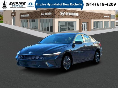 New 2026 Hyundai Elantra SEL Sport Premium image 1