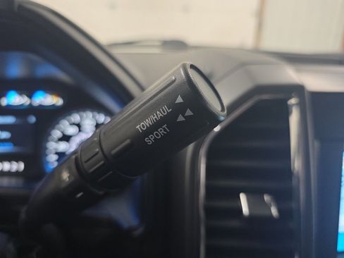 Used 2017 Ford F150 XLT w/ Equipment Group 302A Luxury image 30