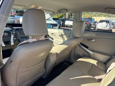 Used 2014 Toyota Prius Four image 24