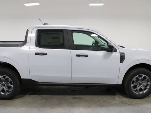 New 2026 Ford Maverick XLT FWD image 11