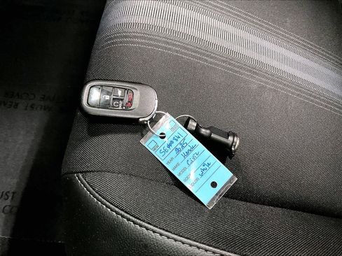 Used 2025 Honda Civic Sport image 15