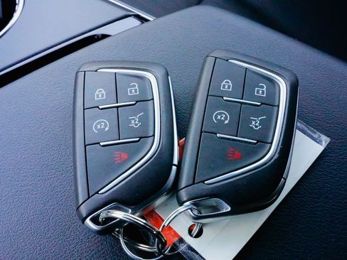 Certified 2024 Cadillac Lyriq Luxury RWD image 23