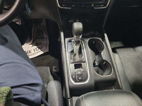 Used 2019 Hyundai Santa Fe SE image 17