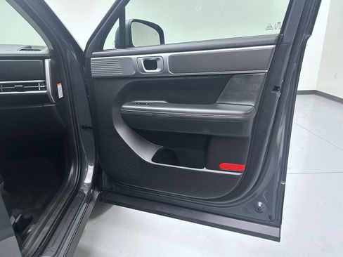 Used 2025 Hyundai Santa Fe SEL image 16