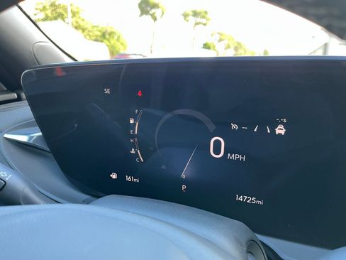 Used 2025 Buick Envista Sport Touring image 40