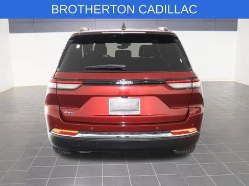 Used 2023 Jeep Grand Cherokee 4WD 4xe image 4