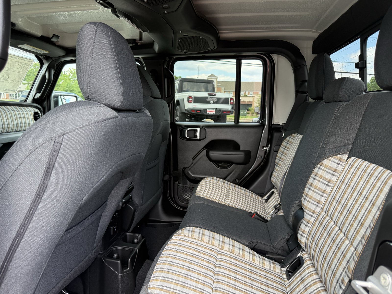 New 2026 Jeep Gladiator Sport AWD/4WD image 11