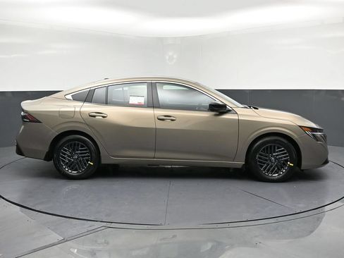New 2026 Nissan Sentra SV w/ SV Convenience Package FWD image 25