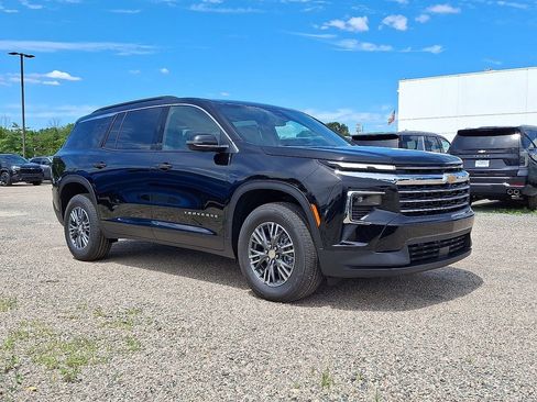 New 2025 Chevrolet Traverse LT image 25