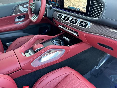 New 2026 Mercedes-Benz GLS 63 AMG 4MATIC image 27