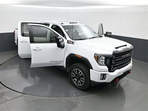 Certified 2023 GMC Sierra 2500 AT4 w/ AT4 Preferred Package image 29