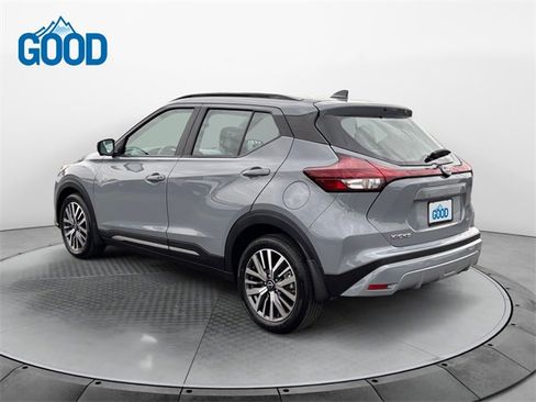 Used 2023 Nissan Kicks SR w/ SR Premium Package image 3