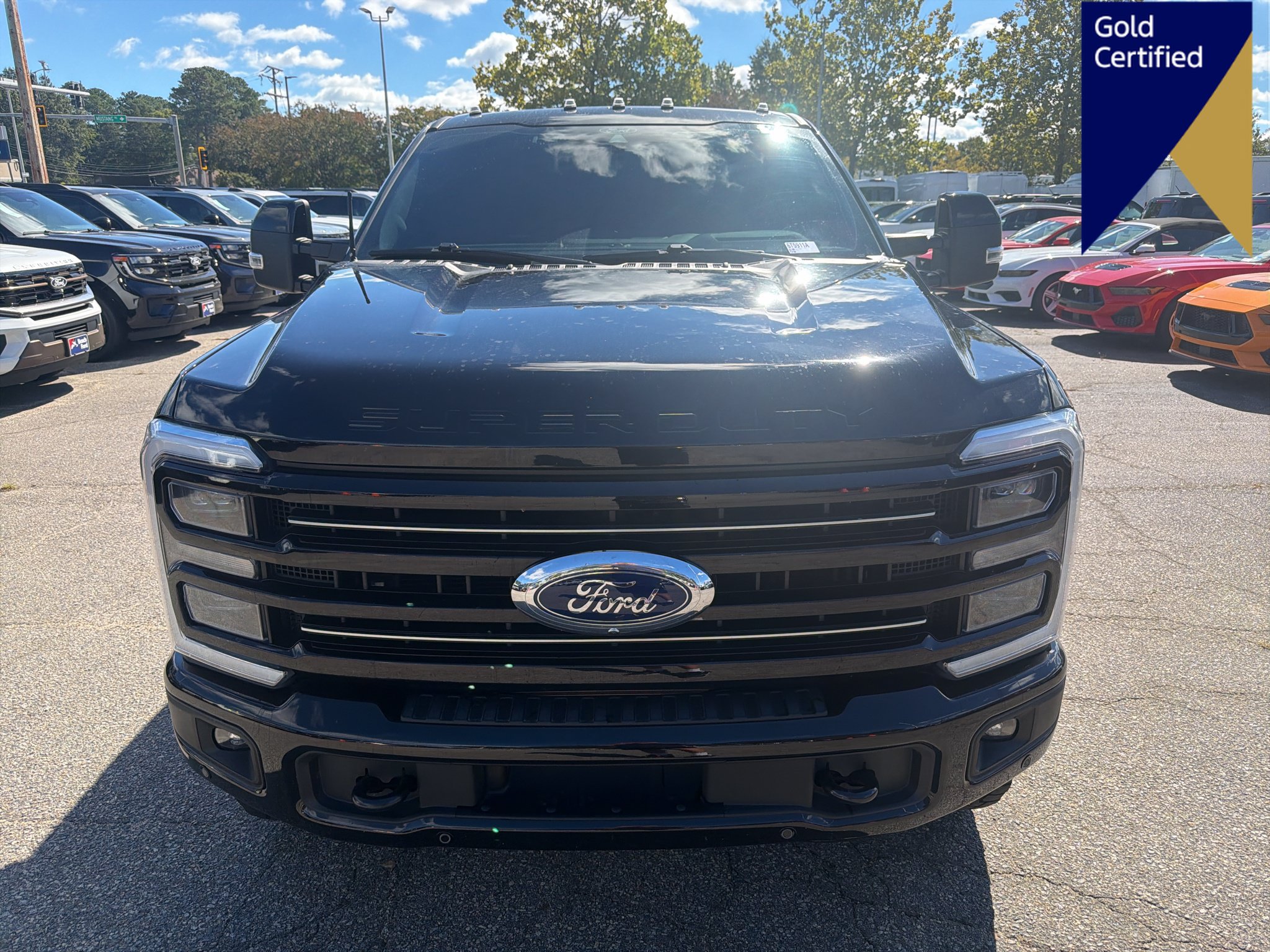 Used 2025 Ford F350 Platinum AWD/4WD image 2