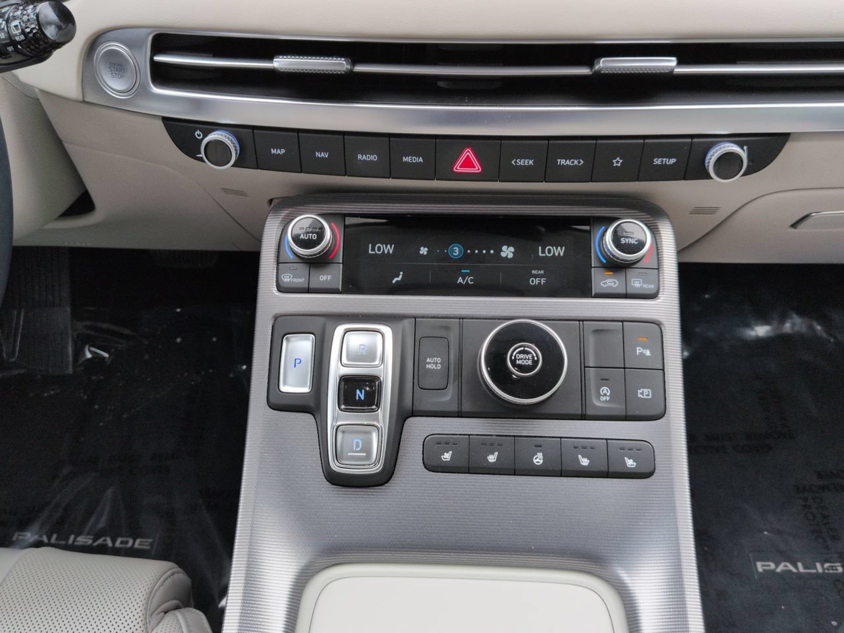 Used 2024 Hyundai Palisade Calligraphy FWD image 24