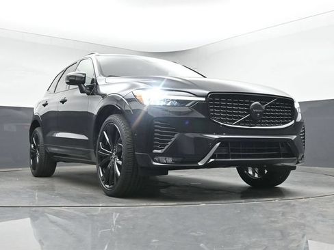 Used 2024 Volvo XC60 B5 Ultimate w/ Protection Package Premier AWD/4WD image 39