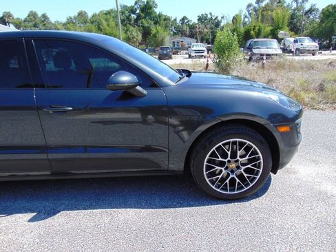 Used 2017 Porsche Macan AWD/4WD image 14