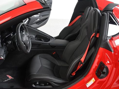 Used 2023 Chevrolet Corvette Stingray Preferred Conv w/ Z51 Performance Package RWD image 34