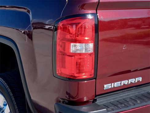 Used 2016 GMC Sierra 2500 Denali w/ Duramax Plus Package image 6
