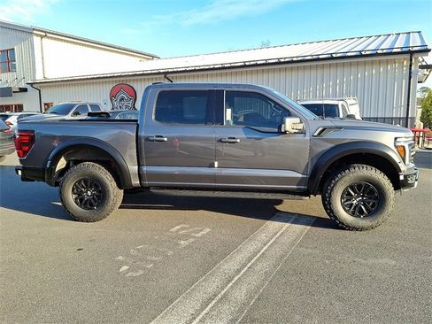 Used 2025 Ford F150 Raptor image 9